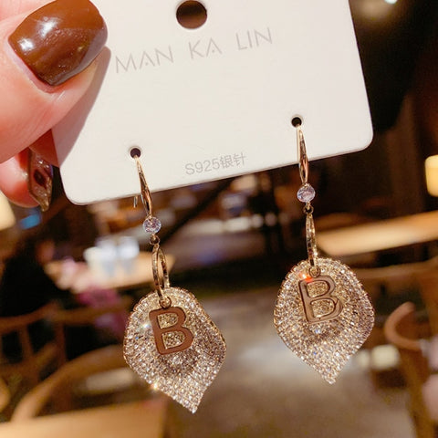 New Fashion Korean Oversized White Pearl Drop Earrings for Women.