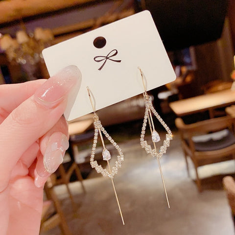 New Fashion Korean Oversized White Pearl Drop Earrings for Women.