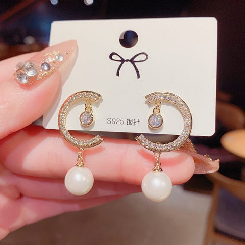 New Fashion Korean Oversized White Pearl Drop Earrings for Women.